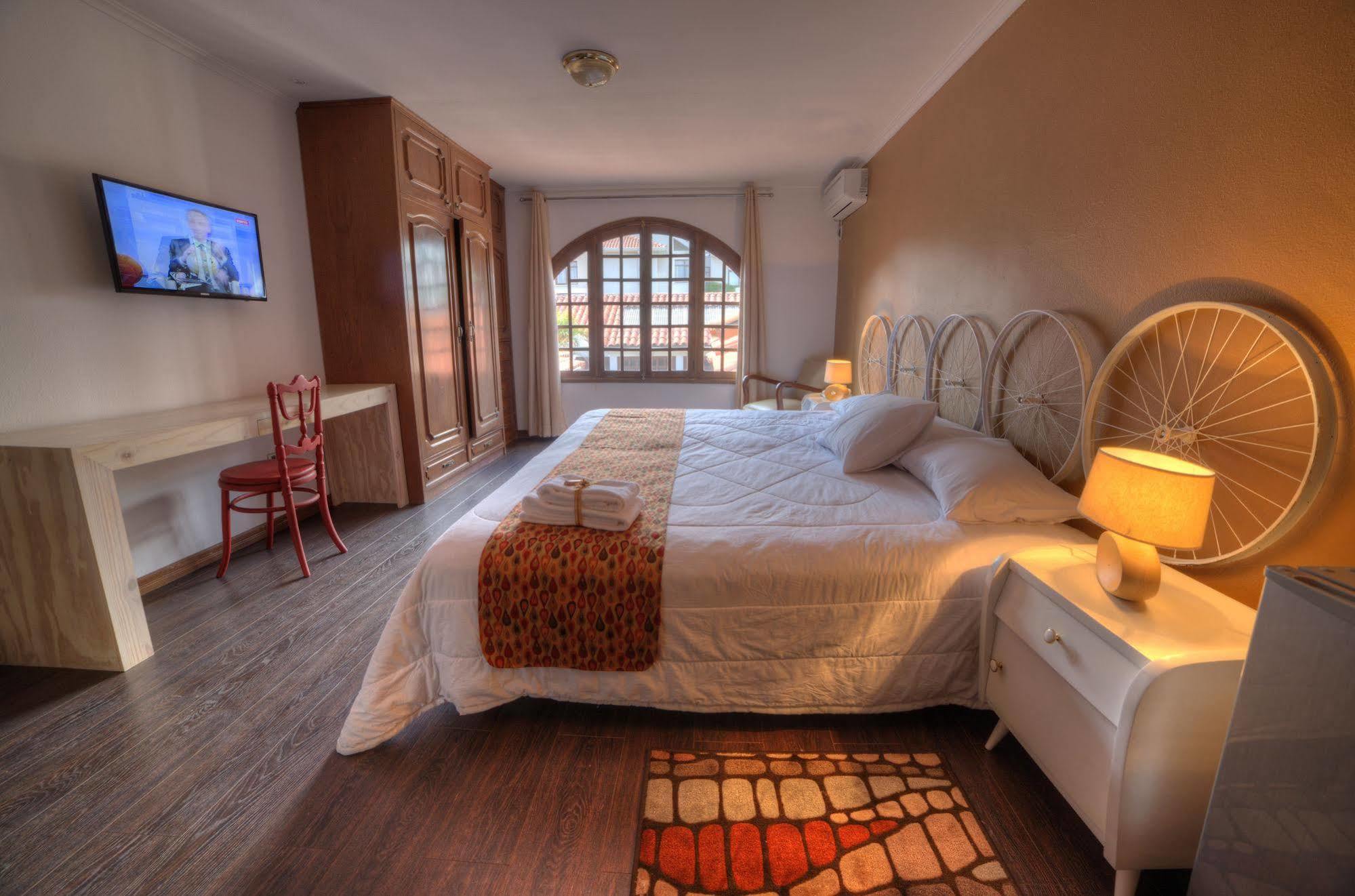 La Tua Casa Hotel Boutique Кочабамба Экстерьер фото